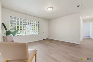 126 E Bob White Ln, Harker Heights, TX 76548 - Photo 7