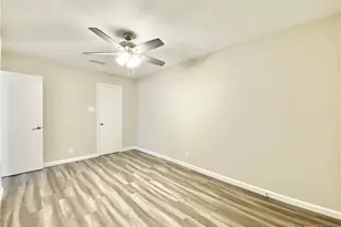 2110 Blue Meadow Dr, Austin, TX 78744 - Photo 21