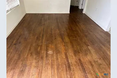 3007 E Mistletoe Avenue, Victoria, TX 77901 - Photo 3