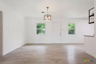 1304 Metropolitan Dr, Killeen, TX 76541 - Photo 9