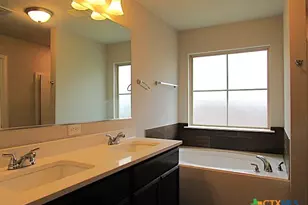 613 Hobby Rd, Copperas Cove, TX 76522 - Photo 9