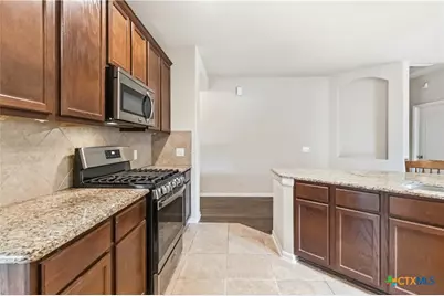 656 Peacock Lane, New Braunfels, TX 78130 - Photo 11