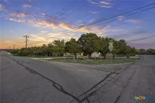 1328 Cottonwood Rd, Fischer, TX 78623 - Photo 3