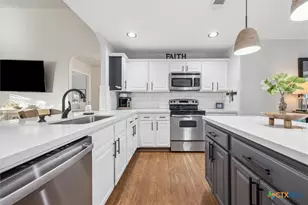 1328 Cottonwood Rd, Fischer, TX 78623 - Photo 17