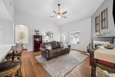 1328 Cottonwood Road, Fischer, TX 78623 - Photo 11