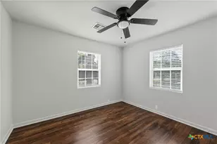 703 E 8th Ave, Belton, TX 76513 - Photo 19