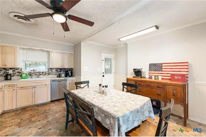 1005 Cove Avenue, Copperas Cove, TX 76522 - Photo 9