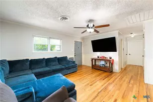 1005 Cove Ave, Copperas Cove, TX 76522 - Photo 5