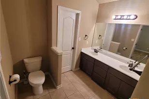 114 Blue Rock Ct, Victoria, TX 77904 - Photo 23