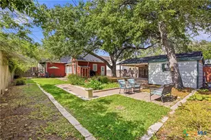 306 W Stayton Ave, Victoria, TX 77901 - Photo 19