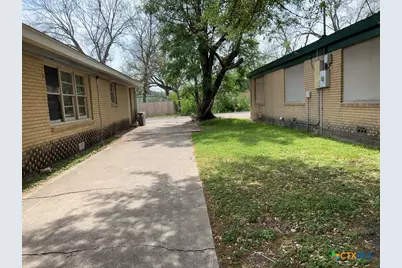 204 W Avenue B, Killeen, TX 76541 - Photo 11