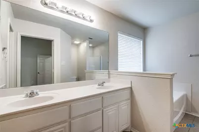 1662 Sunspur Road, New Braunfels, TX 78130 - Photo 17