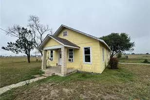 1450 Old Seguin Luling Rd, Seguin, TX 78155 - Photo 9