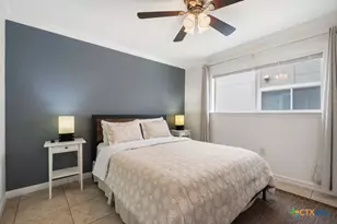 730 E Mather St, New Braunfels, TX 78130 - Photo 15