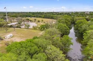 730 E Mather St, New Braunfels, TX 78130 - Photo 33