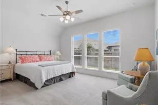 1833 Luna St, New Braunfels, TX 78132 - Photo 29