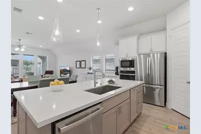 1833 Luna Street, New Braunfels, TX 78132 - Photo 15