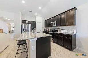 467 Briar Ln, New Braunfels, TX 78132 - Photo 9