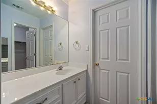 106 La Salle Blvd, Port Lavaca, TX 77979 - Photo 15