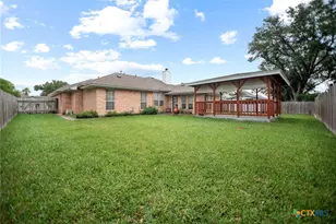 106 La Salle Blvd, Port Lavaca, TX 77979 - Photo 5
