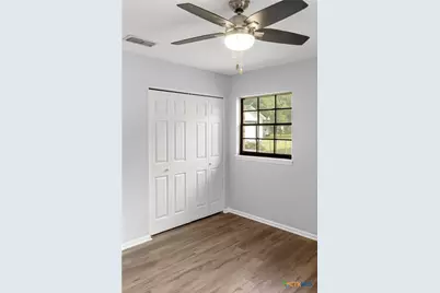204 Berwick Street, Victoria, TX 77904 - Photo 29