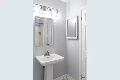 204 Berwick Street, Victoria, TX 77904 - Photo 19