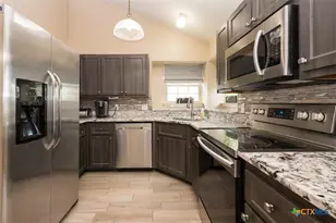 236 Robertstown Rd, Copperas Cove, TX 76522 - Photo 7