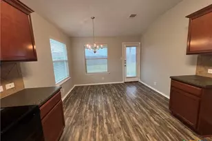 663 Tom Kemp Dr, New Braunfels, TX 78130 - Photo 13