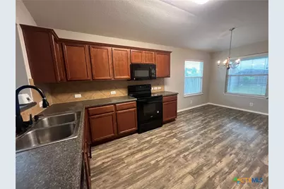 663 Tom Kemp Drive, New Braunfels, TX 78130 - Photo 11