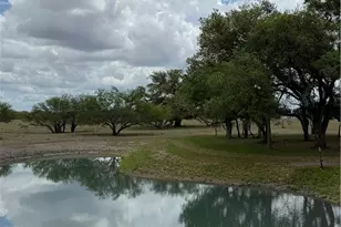 1370 E Ward St, Goliad, TX 77963 - Photo 37