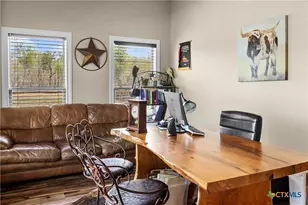 1370 E Ward St, Goliad, TX 77963 - Photo 33