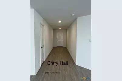 2436 Hunter Peak, New Braunfels, TX 78130 - Photo 11