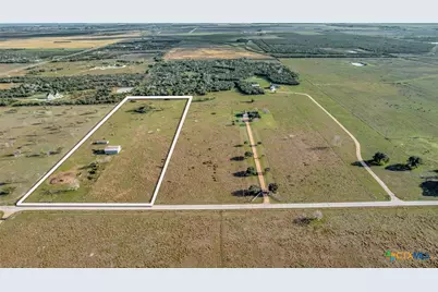 000 Keefe Road, Victoria, TX 77905 - Photo 9