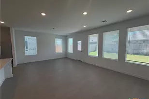 8908 San Carlos, Seguin, TX 78155 - Photo 19