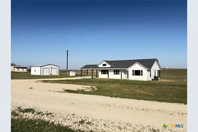 1742 Martinez Road, Yoakum, TX 77995 - Photo 9