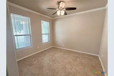 1805 Logan Trail, New Braunfels, TX 78130 - Photo 5