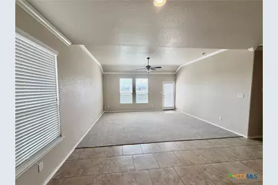 1805 Logan Trail, New Braunfels, TX 78130 - Photo 9