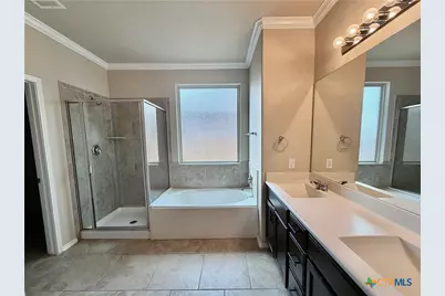 1805 Logan Trail, New Braunfels, TX 78130 - Photo 15