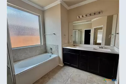 1805 Logan Trail, New Braunfels, TX 78130 - Photo 13