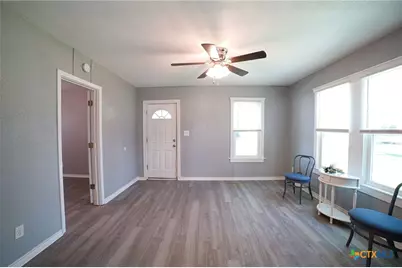 1003 N 15th Street, Temple, TX 76501 - Photo 5