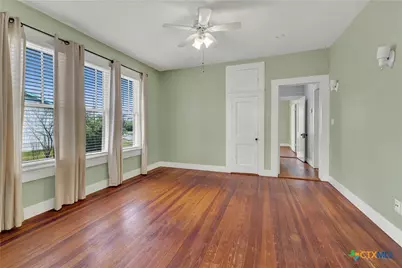 465 S Union Avenue, New Braunfels, TX 78130 - Photo 15