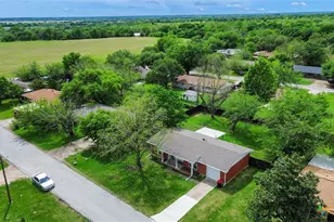 104 S Meadow Dr, Little River-Academy, TX 76554 - Photo 3