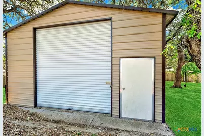 1106 Amanda, Canyon Lake, TX 78133 - Photo 33