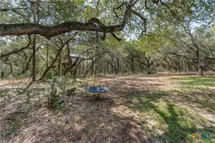 25867 Lewis Ranch Rd, New Braunfels, TX 78132 - Photo 31