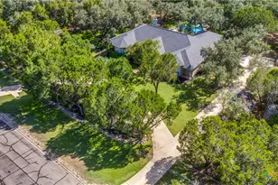 25867 Lewis Ranch Rd, New Braunfels, TX 78132 - Photo 3