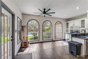 25867 Lewis Ranch Rd, New Braunfels, TX 78132 - Photo 17