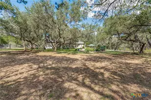 25867 Lewis Ranch Rd, New Braunfels, TX 78132 - Photo 31