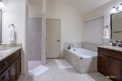 207 Brushy Creek, Victoria, TX 77904 - Photo 21