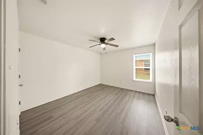 4211 Thunder Creek Drive, Killeen, TX 76549 - Photo 11