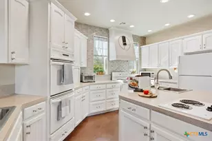 8841 Brewer Ln, Salado, TX 76571 - Photo 13